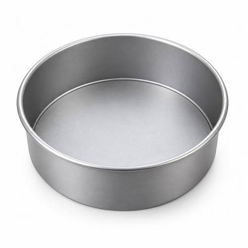 Molde redondo de aluminio con fondo desmontable de 17 cm de diámetro y 7 cm de alto sobre fondo blanco